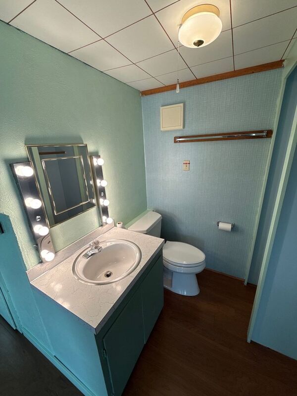 Building Photo - 1947 Marion St SE