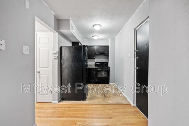 Building Photo - 2507 S Big Bend Blvd