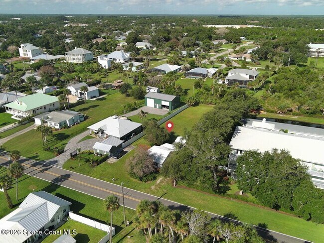 Building Photo - 13485 N Indian River Dr