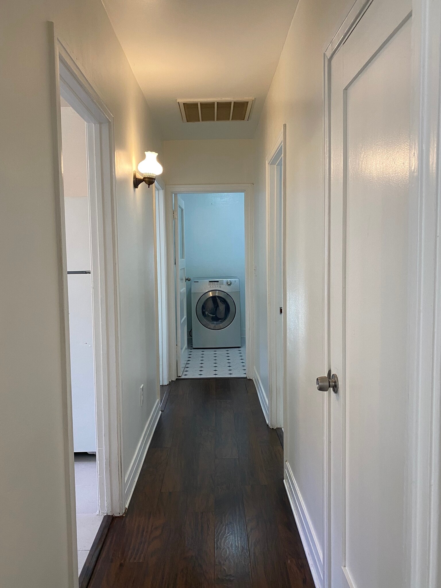 Building Photo - 2323 Las Colinas Ave