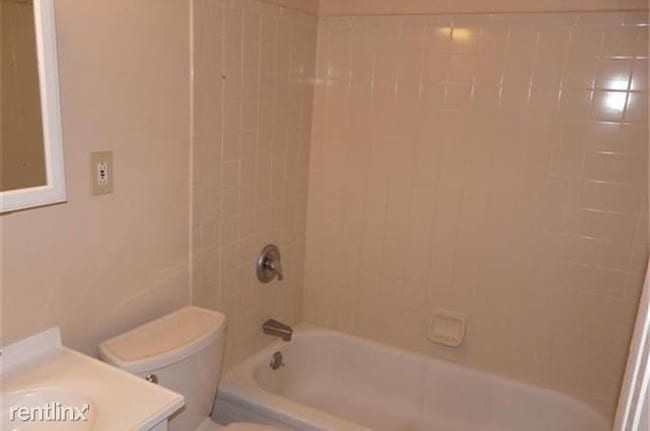 Building Photo - 4701 Pennell Rd