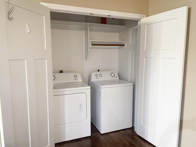 Building Photo - 4032 Golden Eagle Dr