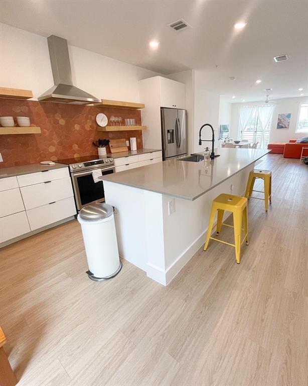 Primary Photo - 2709 E 5th St.