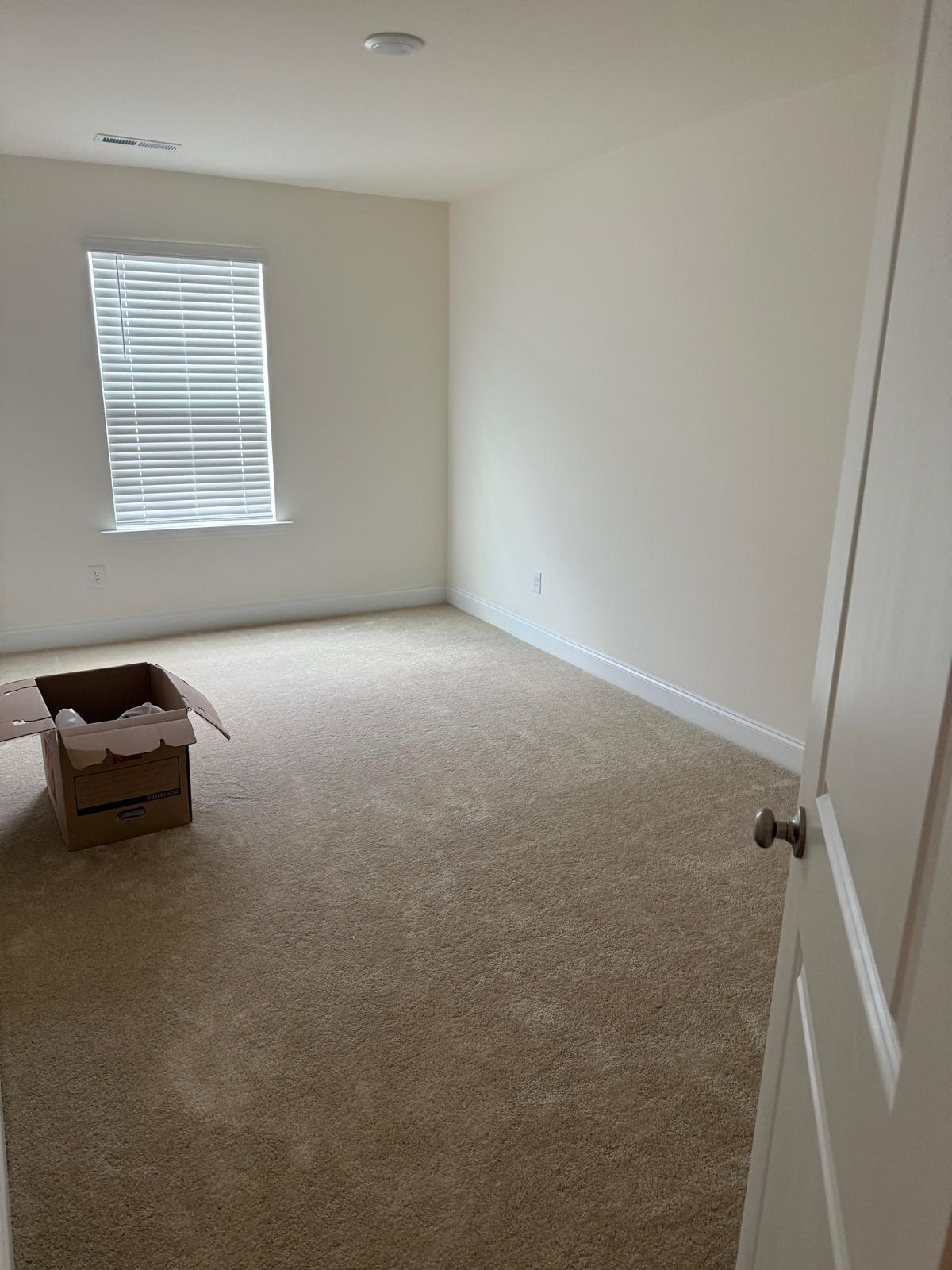 Building Photo - 907 Kensley Grove Ln
