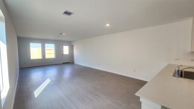 Building Photo - 26850 Cascade Sunrise St