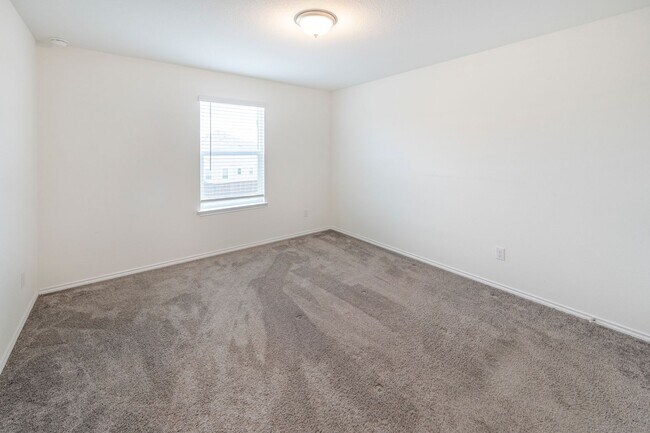 Building Photo - Leander Living with Loft, Flex Space & Style