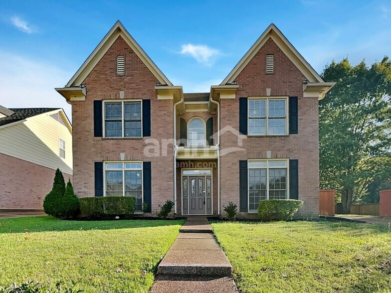 Primary Photo - 1015 Warwick Pl