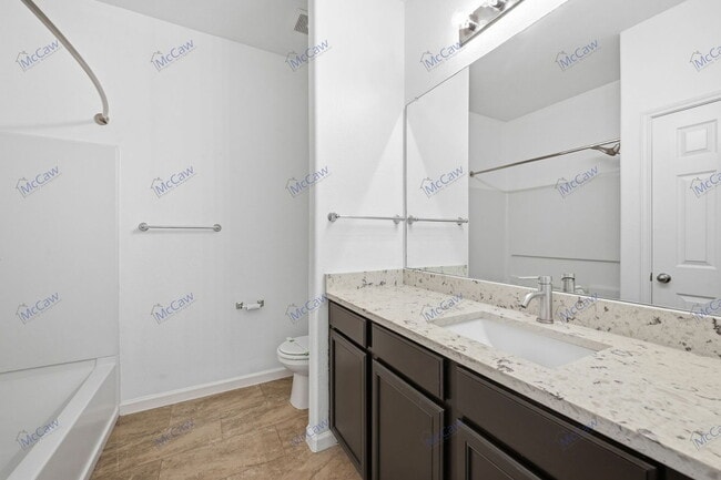 Building Photo - 328 Meadow View Ln