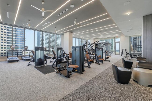 Building Photo - 275 1st Ave S