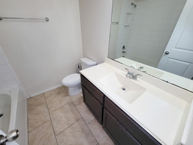 Building Photo - 4543 Stolz Trail