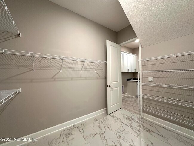 Building Photo - 11176 Engineering Way