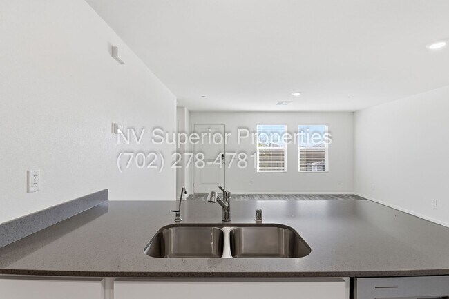 Building Photo - Aliante!! Never lived in!!! Gated!! Community Pool!!! Playground!! 2 Car Garage!! Tankless Hot wa...