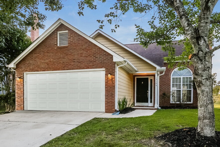 Building Photo - 3106 Fairington Dr