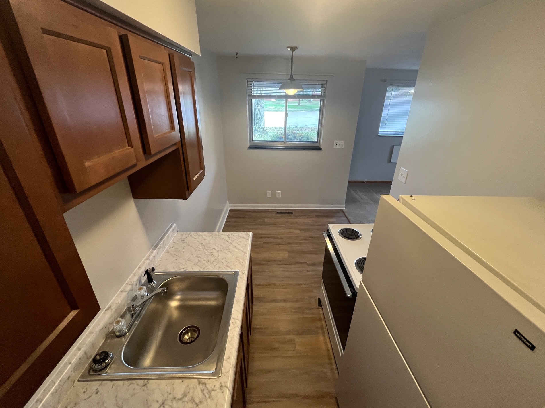 Building Photo - 2251 Candlewood Dr