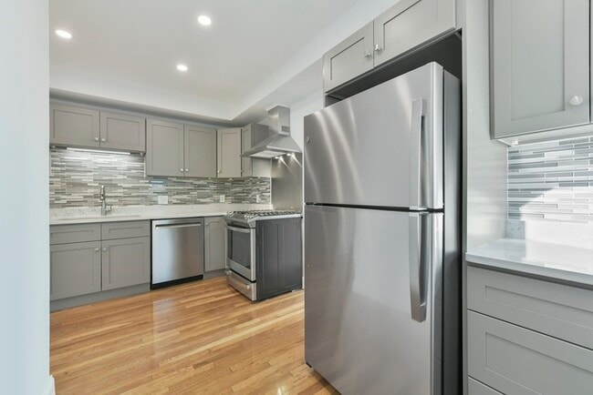 Building Photo - 60 Lane Park