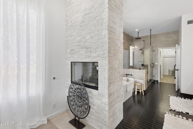 Building Photo - 1465 W Island Cir