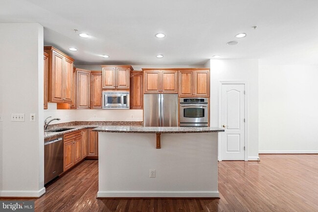 Building Photo - 7720 Spoleto Ln