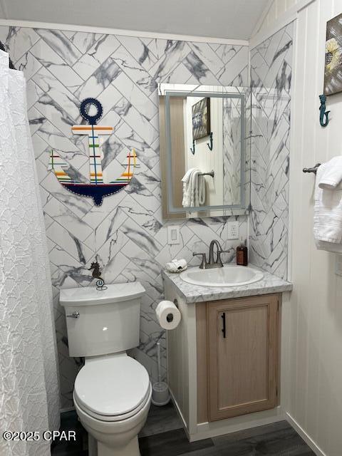 Building Photo - 1219 Thomas Dr