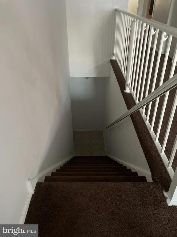 Building Photo - 806B Cypress Point Cir