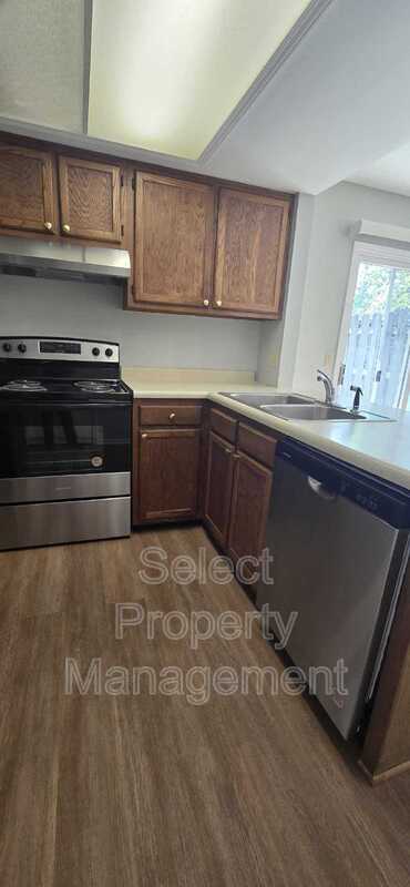 Building Photo - 5404 Evard Rd