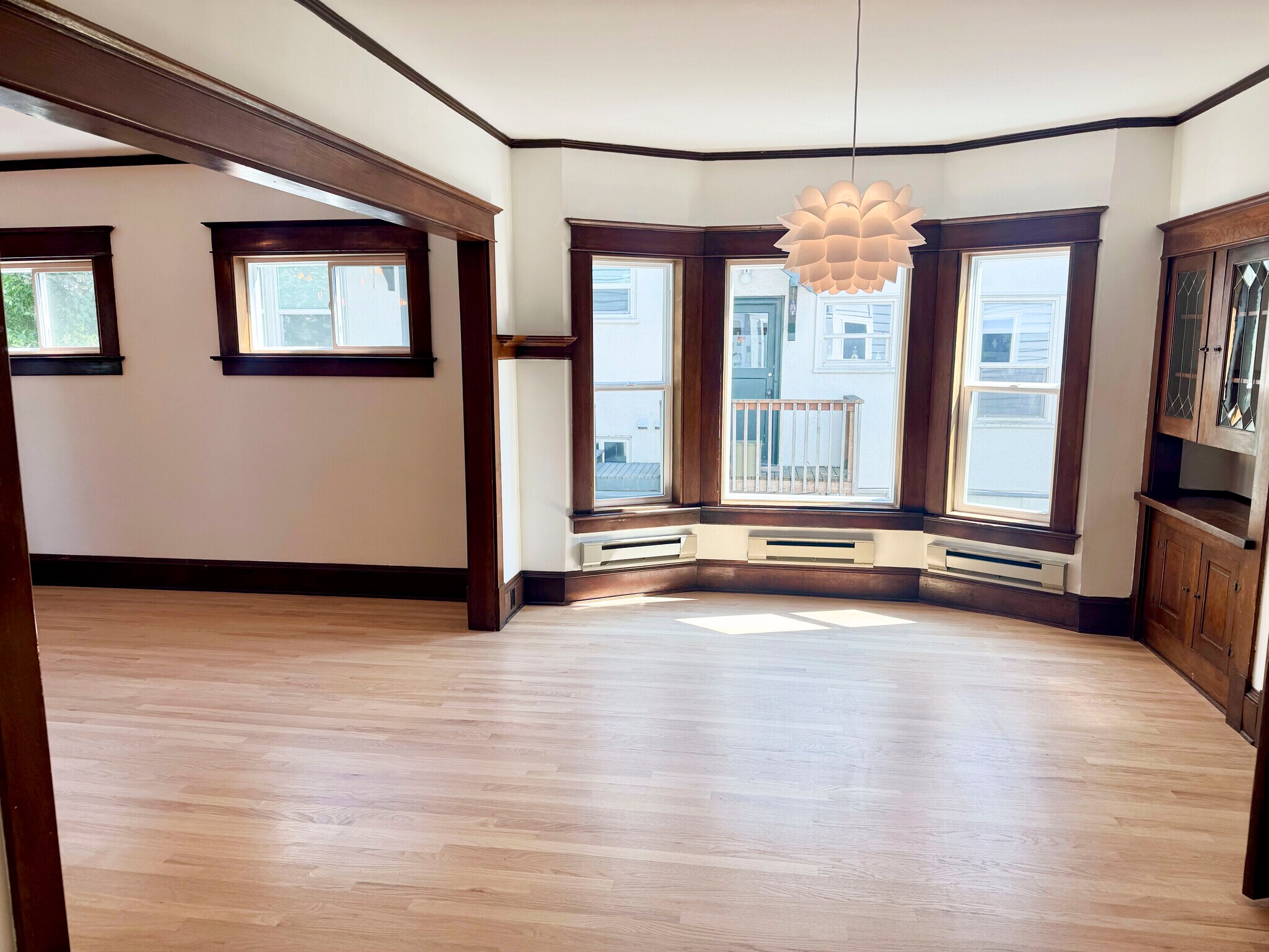 Building Photo - 2309 10th Ave E
