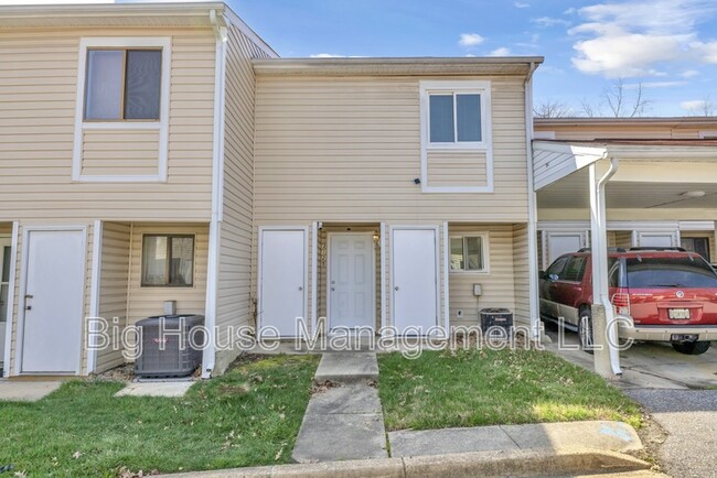 Building Photo - 3125 Heathcote Rd