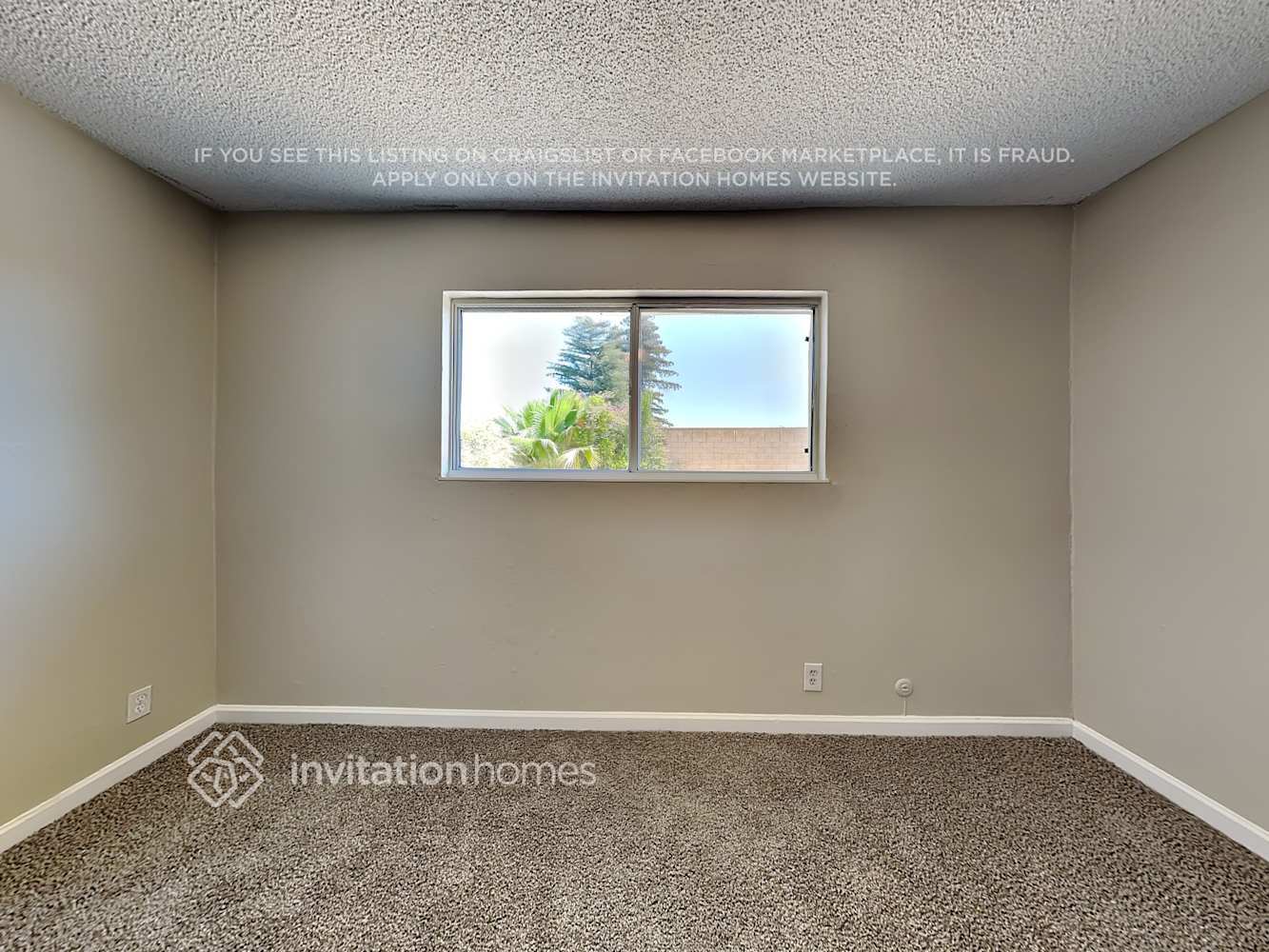 Building Photo - 2760 Orchid St