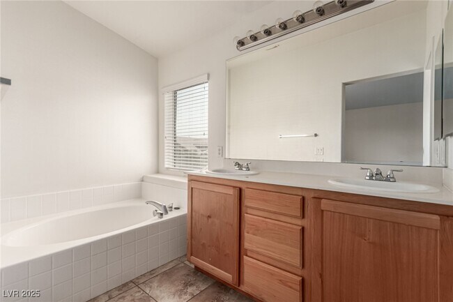 Building Photo - 3844 Alpine Bypass Ave
