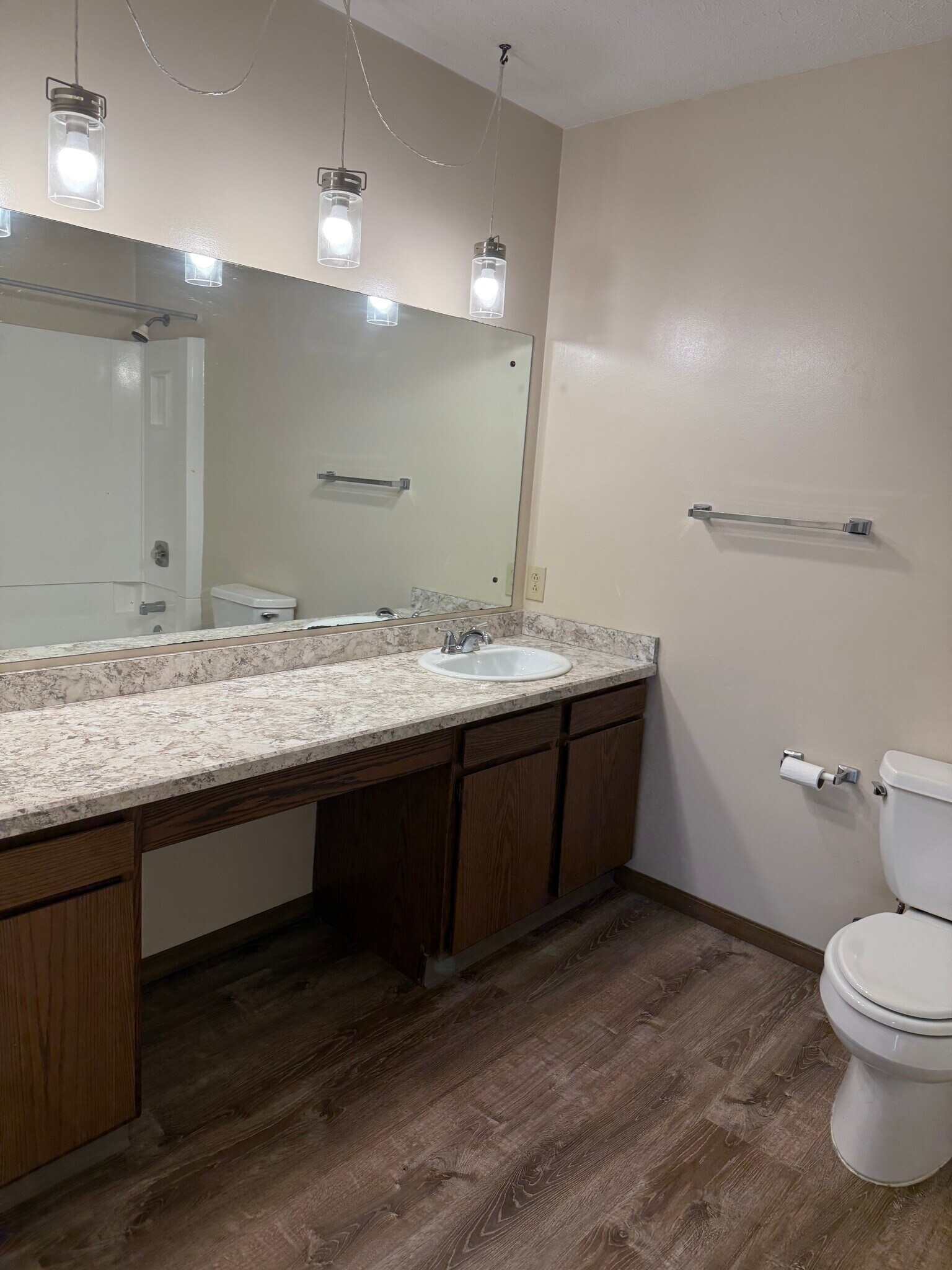 Building Photo - 6740 Appleridge Cir