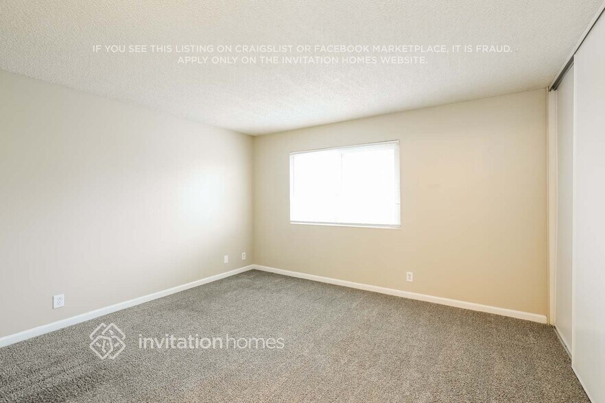 Building Photo - 824 Blue Bill Way