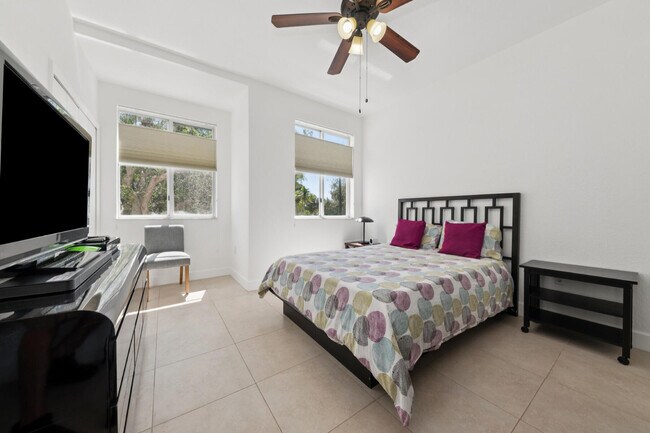 Building Photo - 11022 Legacy Dr