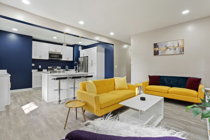 Building Photo - 1523 S East St