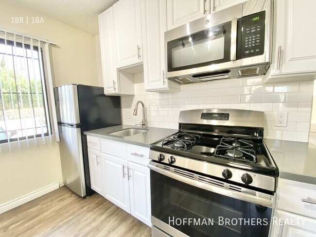 Building Photo - 4619 Lomita St
