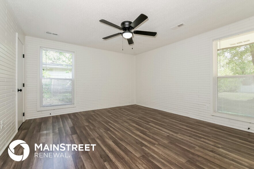 Building Photo - 607 Hamblen Rd