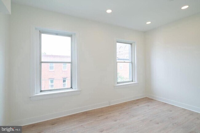 Building Photo - 1606 Wharton St