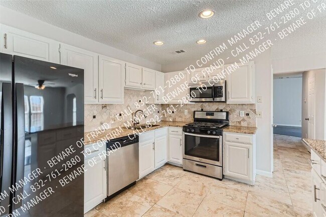 Building Photo - 4113 Starboard Trail