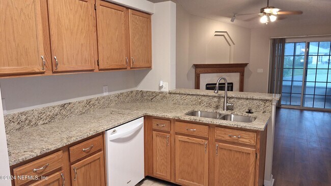 Building Photo - 11786 Lanier Creek Dr