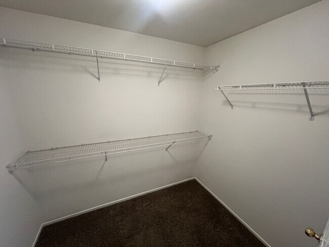 Building Photo - 3 Bed, 2.5 Bath home with Solar Panels!