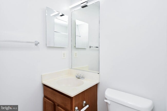 Building Photo - 9815 Berrywood Ct