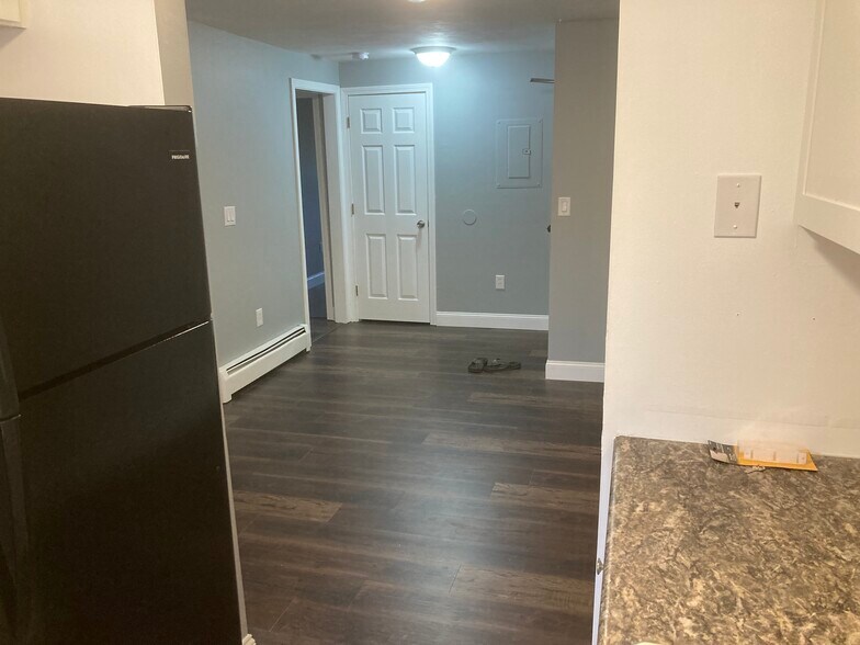 Building Photo - 91 Pickering Rd