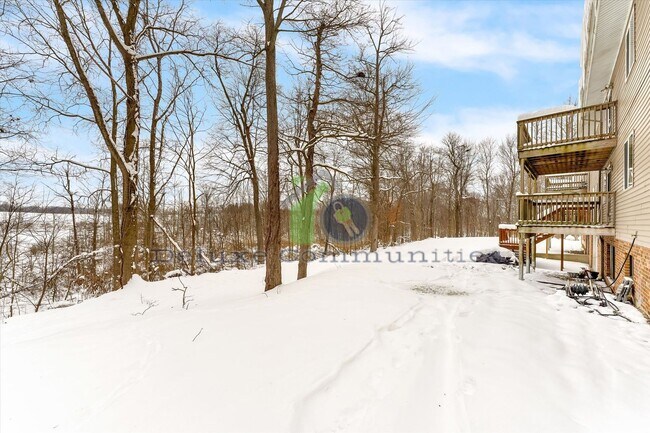 Building Photo - 3 Bedroom 1 Bathroom Apartment in ALTO!!