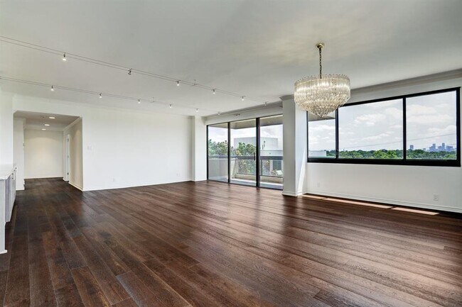 Building Photo - 49 Briar Hollow Ln