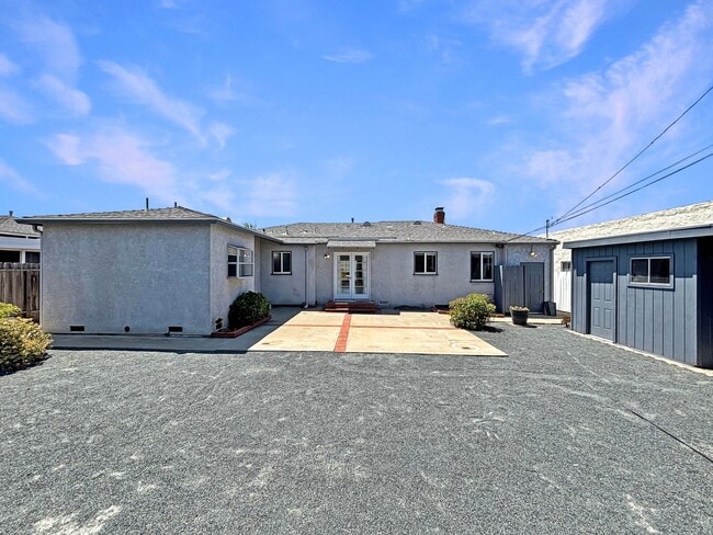 Building Photo - Charming 3BD/3BA House in La Mesa W/ Large...