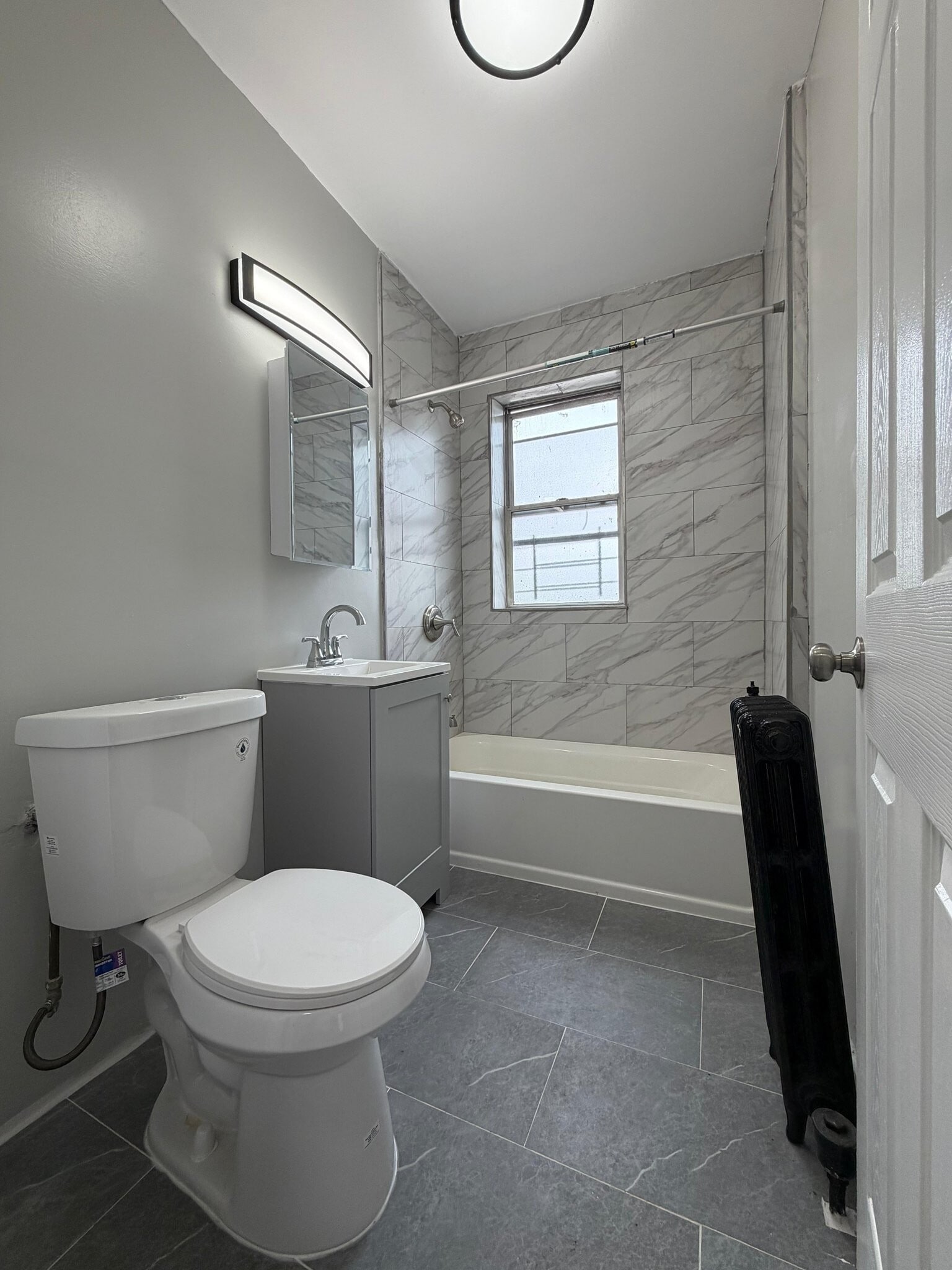 Building Photo - 645 Summer Ave