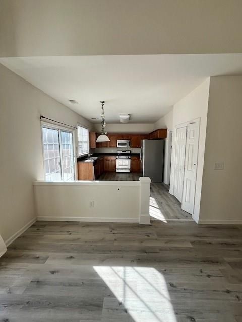 Building Photo - 915 Wendlebury Ct