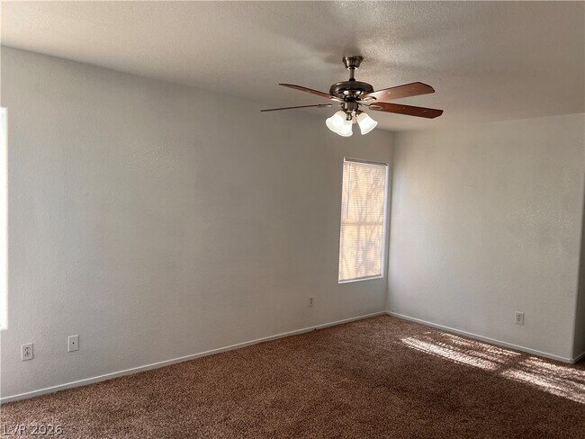 Building Photo - 3391 Sparrow Heights Ave