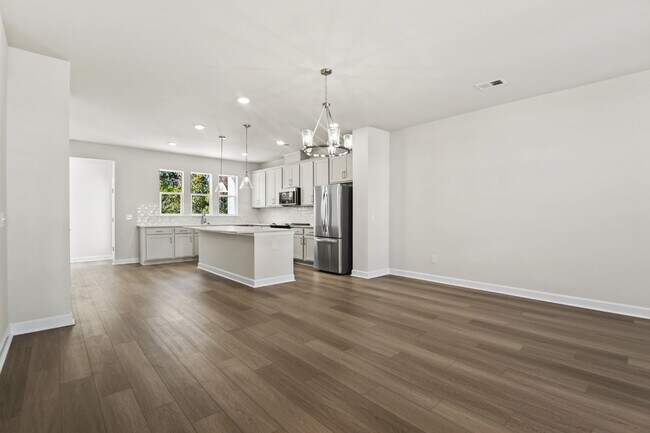 Building Photo - 9413 Sun Fountain Dr