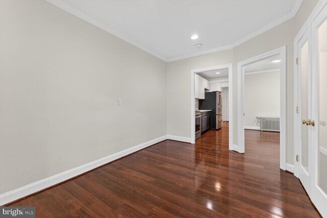 Building Photo - 1618 18th St SE