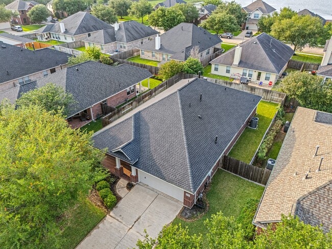 Building Photo - 7703 Stone Arbor Ln