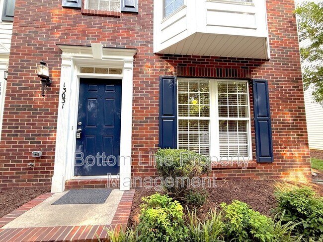 Building Photo - 13031 Bullock Greenway Blvd